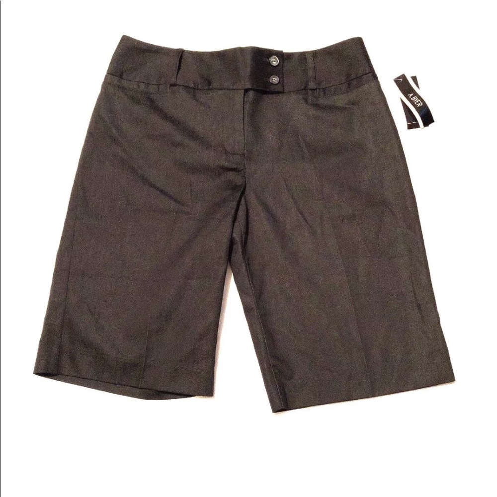 ⬇️$20 A. Beyer dress bermuda Shorts mid-rise